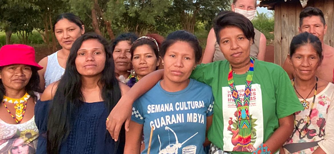 A group of Guarani women posing for a picture together