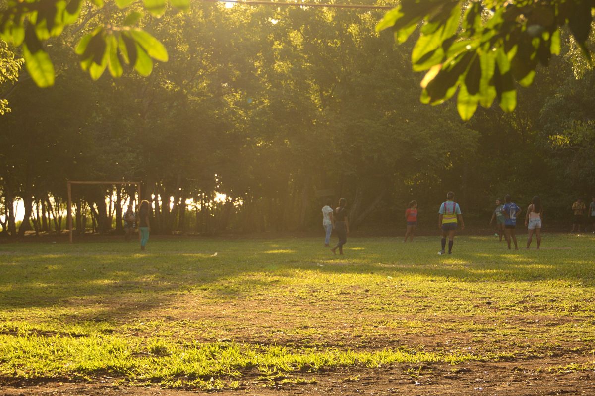 Guarani girls playing football